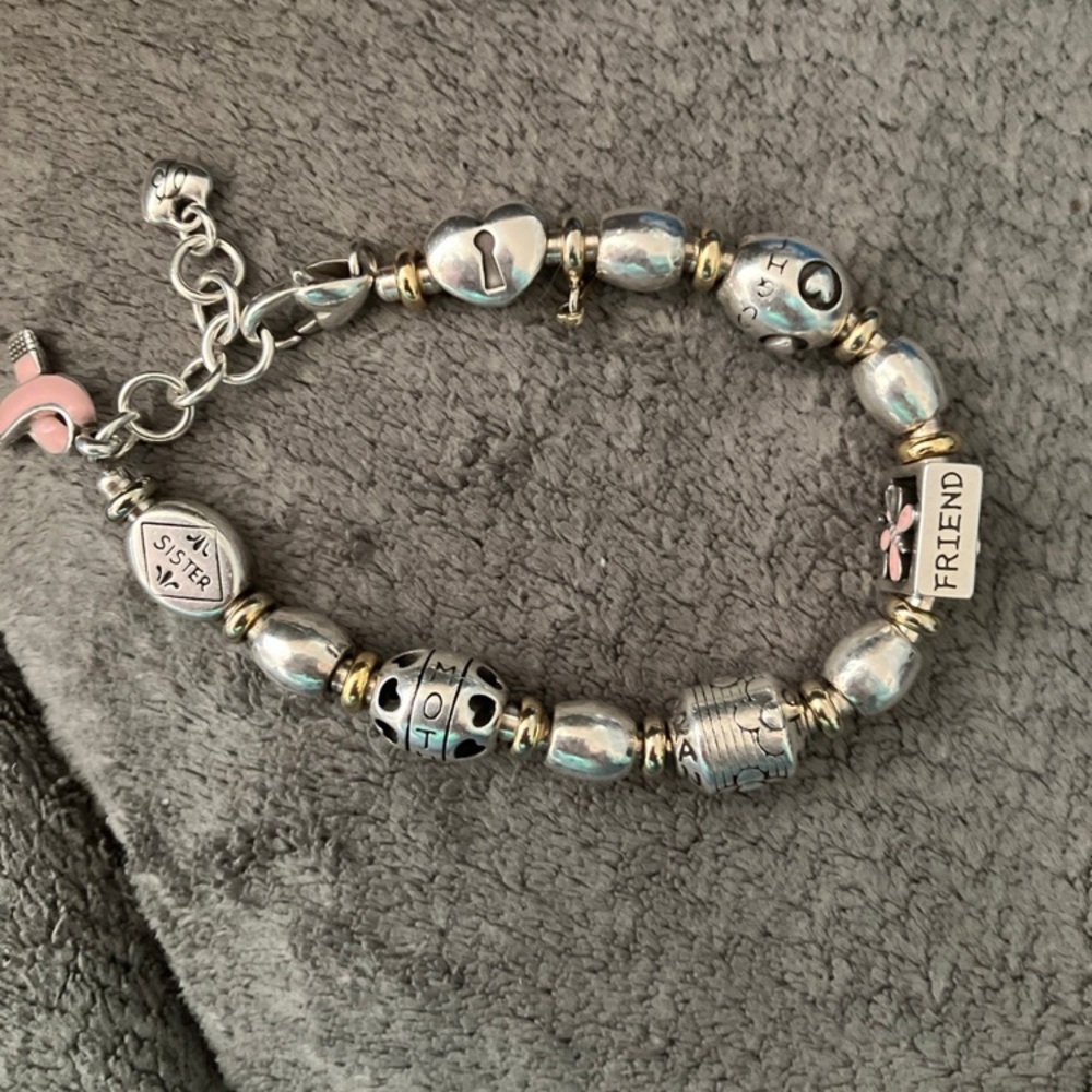 Brighton breast cancer awareness bracelet - Picture 2 of 5